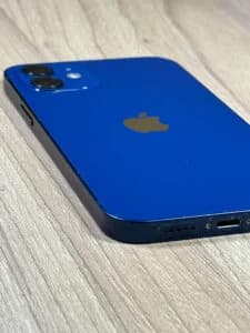 iPhone 12 - Blue