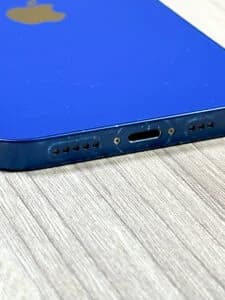 iPhone 12 - Blue