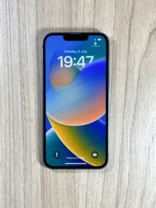 iPhone 13 - Blue